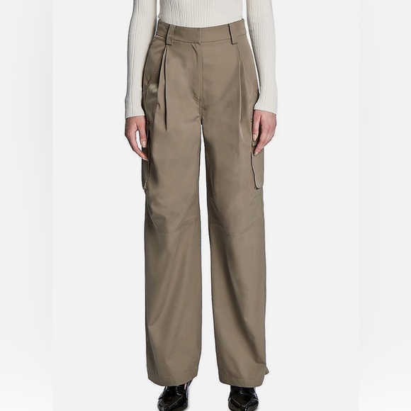 LVIR pleated high rise cargo pants nwt - Picture 2 of 4